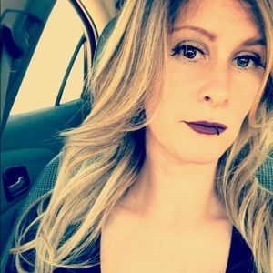 Meet your Posher, Alison